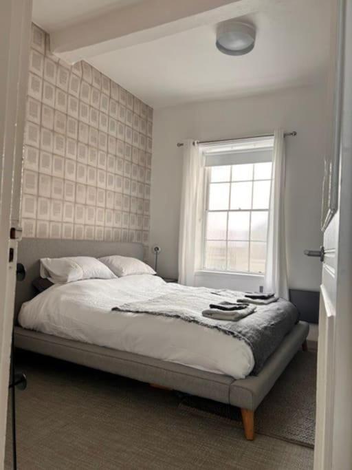 Modern Apartment Within Historic Chester City Walls Bagian luar foto